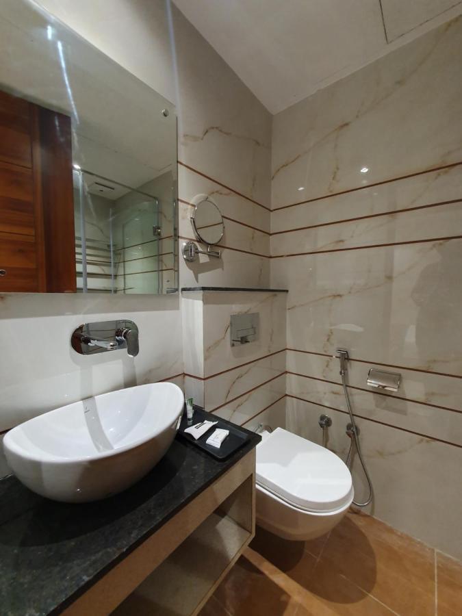 Hotel Classio Royale Amritsar Exterior foto