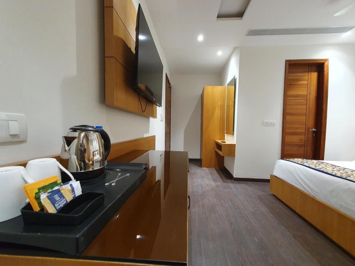 Hotel Classio Royale Amritsar Exterior foto