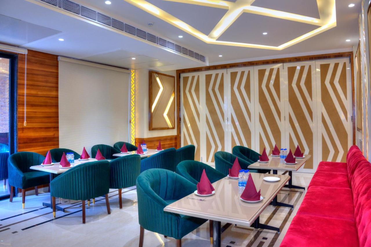 Hotel Classio Royale Amritsar Exterior foto
